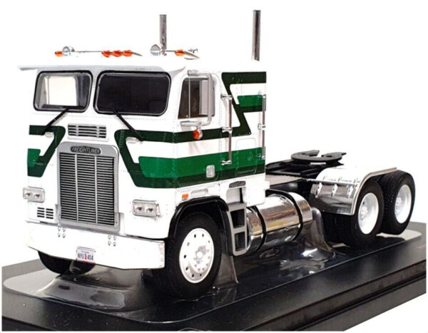 PRE ORDEN IXO Models Freightliner FLA 1993 white IXOTR149.22