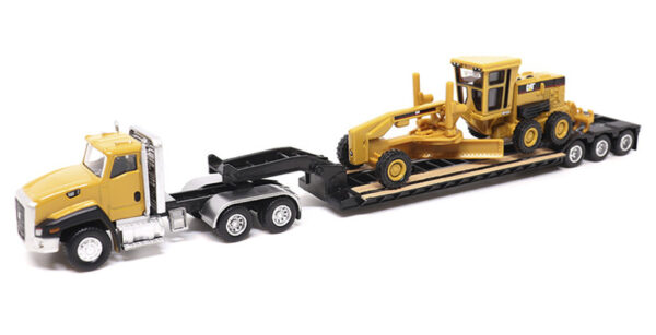 pre orden Diecast Masters Caterpillar CT660 Day Cab Tractor with Lowboy Trailer and Caterpillar 163H Motor Grader