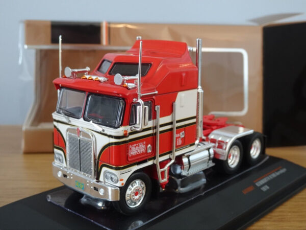 IXO MODELS KENWORTH K100 AERODYNE 1976