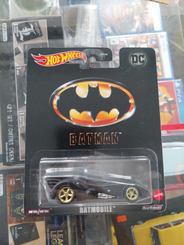 HOTWHEELS BATMOBILE